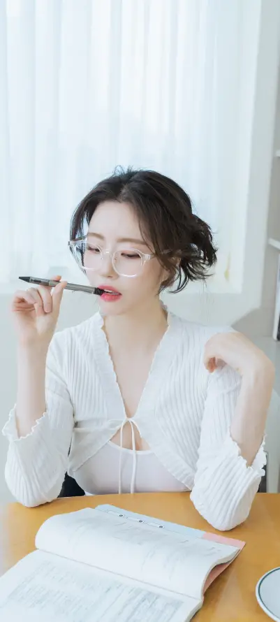 被窝电影网午夜伦电影_亚洲国产精品无码久久青草_精品深夜寂寞黄网站